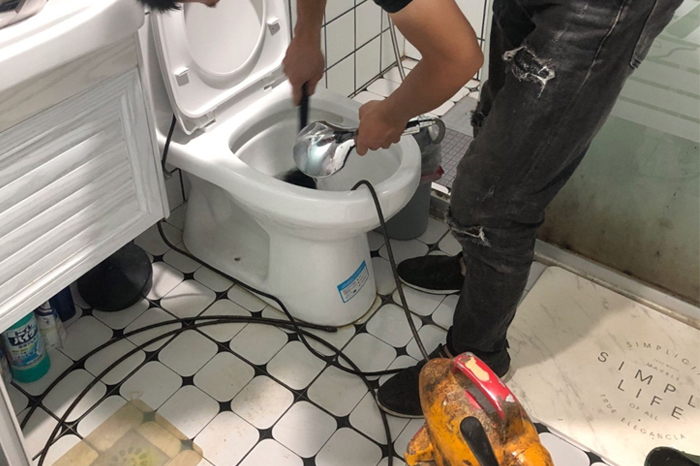 金水疏通下水道